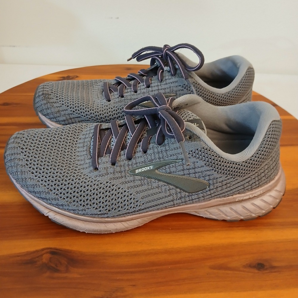 Brooks Revel 3 Women 7.5 B Grey Running‎ Shoes Athletic Sneakers 1203021B043